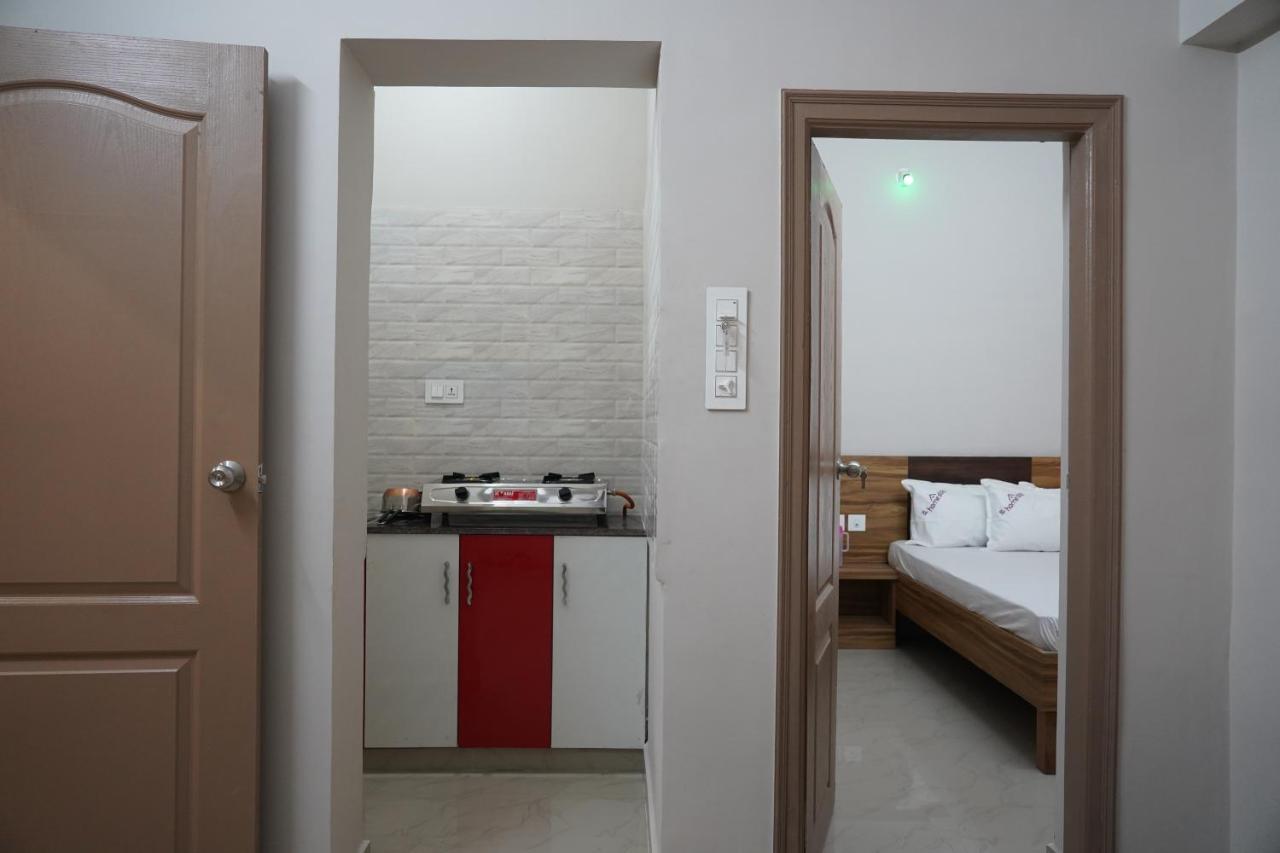 Empark Homestay Bangalore Bagian luar foto